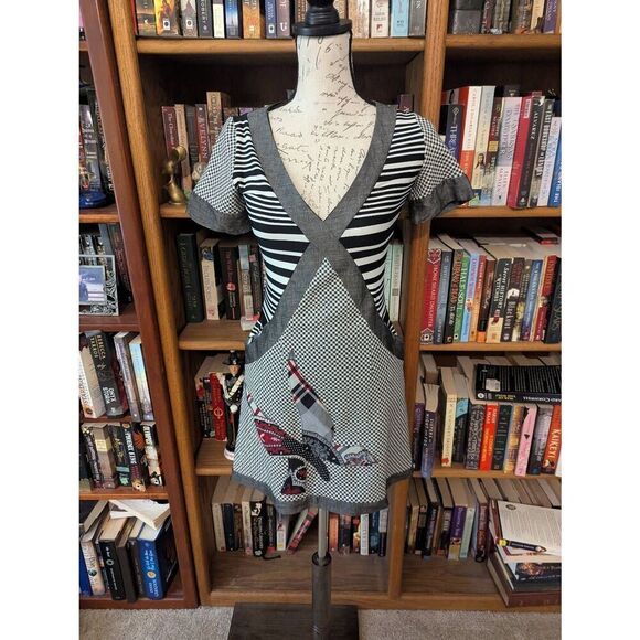 Abitart Vanessa Foglia Women's Small Grey Black Butterfly Embroidered Dress Mini - Picture 1 of 7